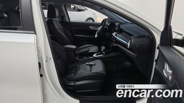 Kia K3 2024 — photo 16