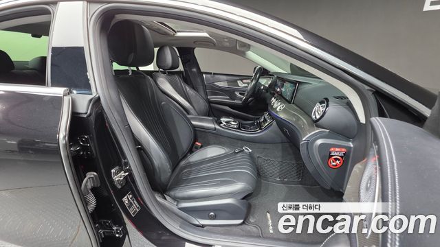 Mercedes-Benz CLS-Class 2019 — photo 13