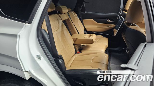 Hyundai Santafe 2021 — photo 17