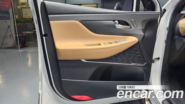 Hyundai Santafe 2021 — photo 14