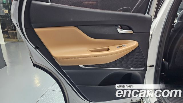 Hyundai Santafe 2021 — photo 15