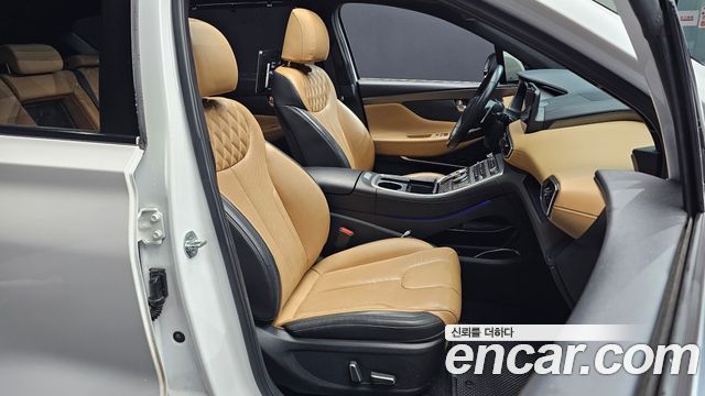 Hyundai Santafe 2021 — photo 16