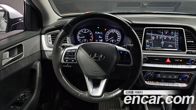 Hyundai Sonata 2019 — photo 12