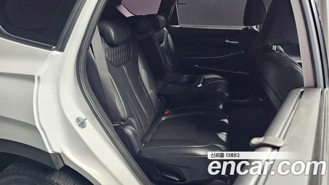 Hyundai Santafe 2019 — photo 17