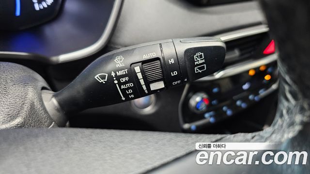 Hyundai Santafe 2019 — photo 26