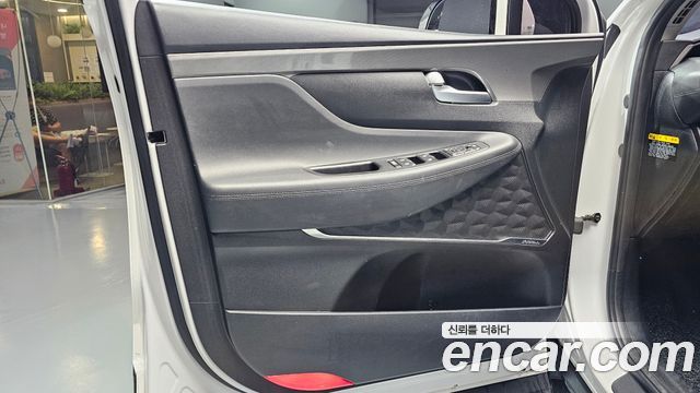 Hyundai Santafe 2019 — photo 14