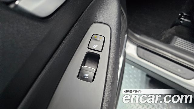 Hyundai Santafe 2019 — photo 29