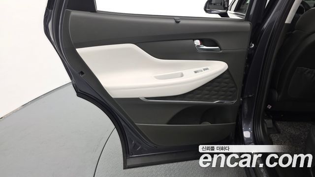 Hyundai Santafe 2021 — photo 15