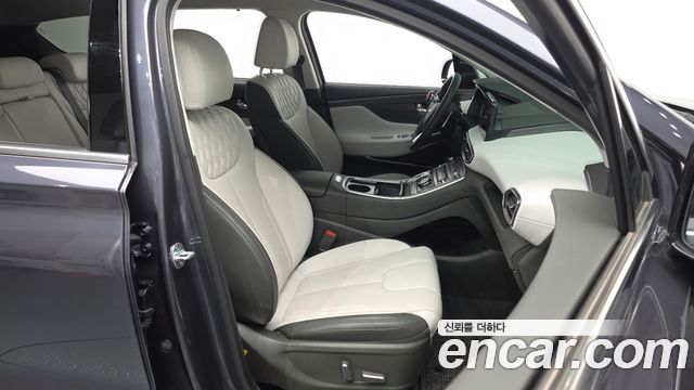 Hyundai Santafe 2021 — photo 16