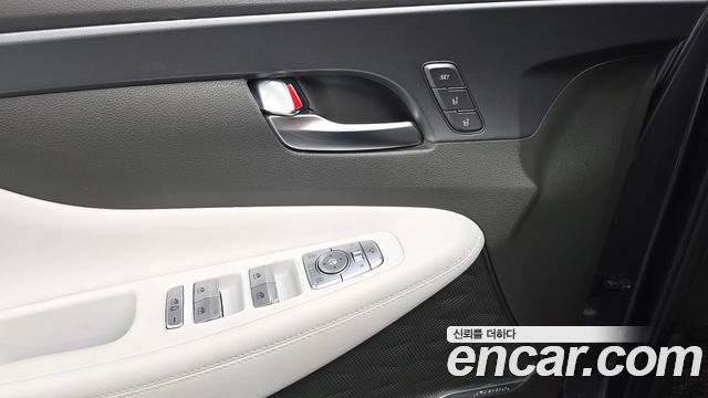 Hyundai Santafe 2021 — photo 29