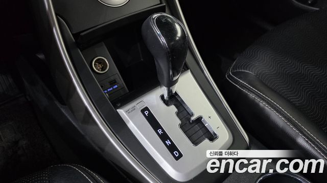 Hyundai AVANTE 2012 — photo 12