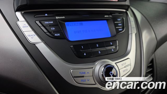 Hyundai AVANTE 2012 — photo 30