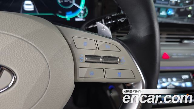 Hyundai Grandeur 2022 — photo 24