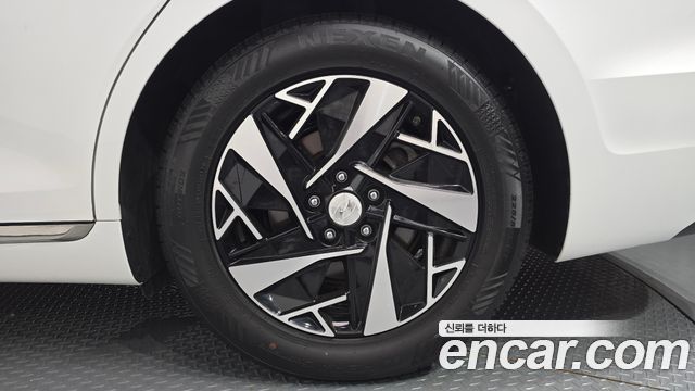 Hyundai Grandeur 2022 — photo 7
