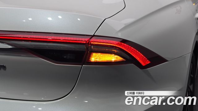 Hyundai Grandeur 2022 — photo 9
