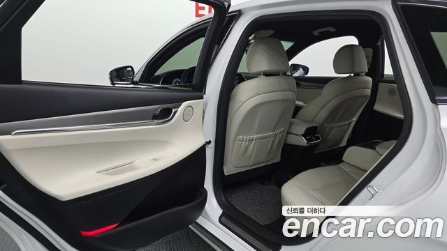 Hyundai Grandeur 2022 — photo 16