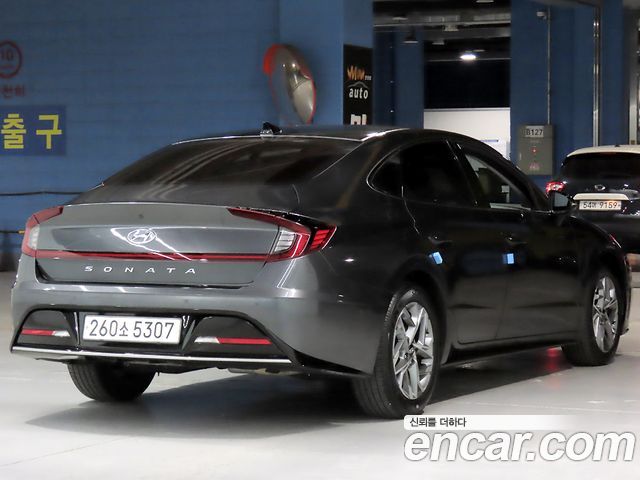 Hyundai Sonata 2022 — photo 2