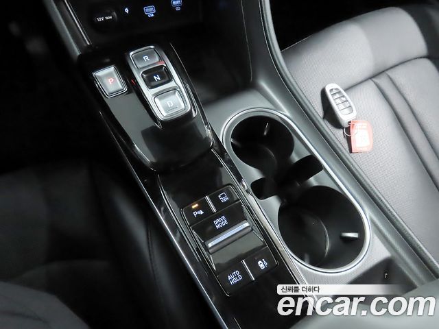 Hyundai Sonata 2022 — photo 9