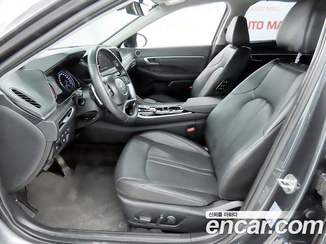 Hyundai Sonata 2022 — photo 10