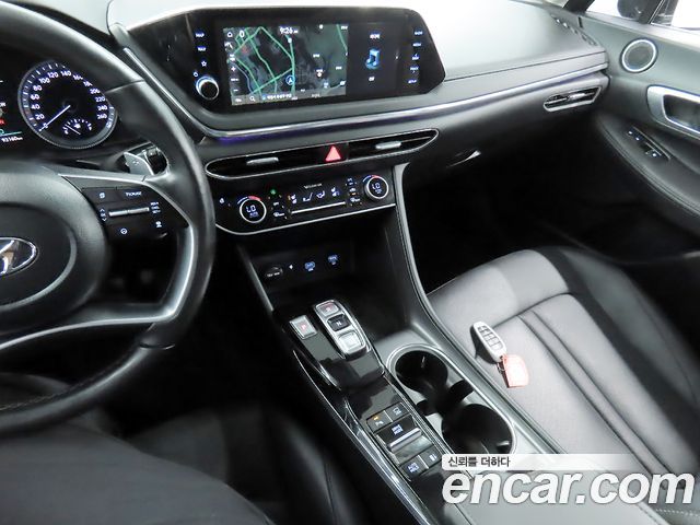 Hyundai Sonata 2022 — photo 14