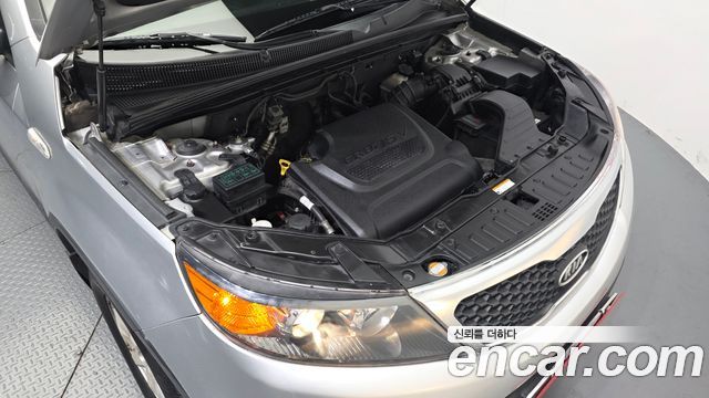 Kia Sorento 2010 — photo 6