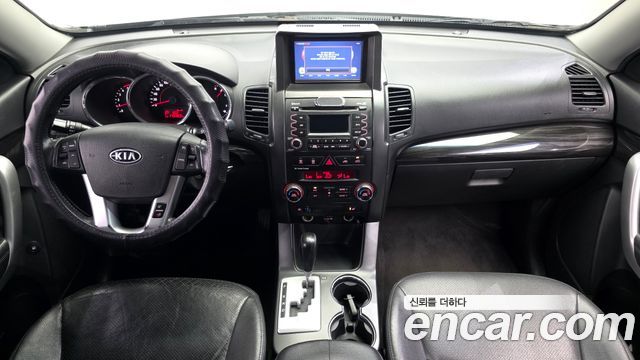 Kia Sorento 2010 — photo 7