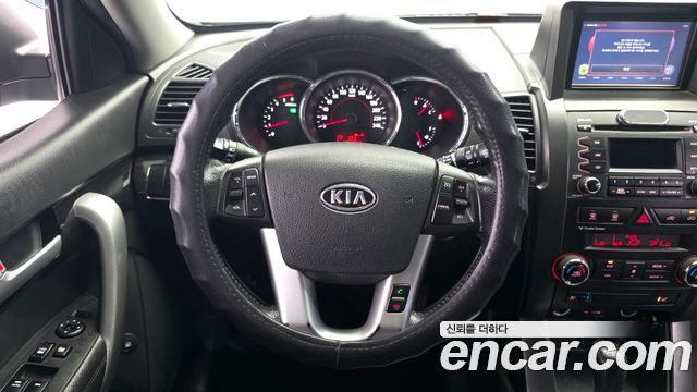 Kia Sorento 2010 — photo 13