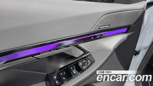 BMW 5-Series 2026 — photo 29