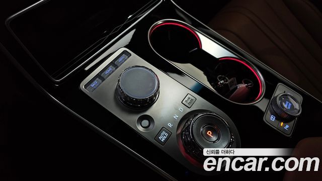 Genesis GV80 2024 — photo 12