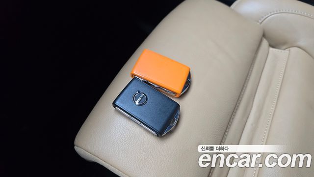 Volvo XC40 2022 — photo 30