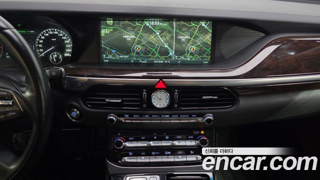 Genesis EQ900 2016 — photo 19