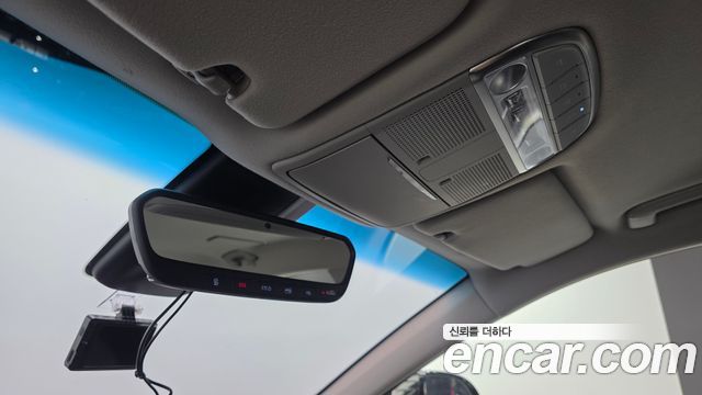 Genesis EQ900 2016 — photo 27