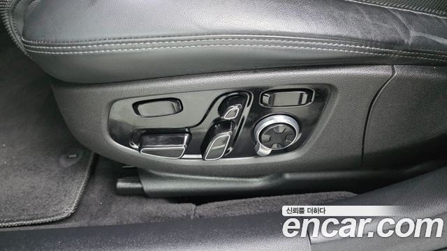 Genesis EQ900 2016 — photo 33
