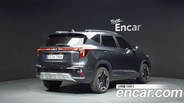 Kia Seltos 2023 — photo 2