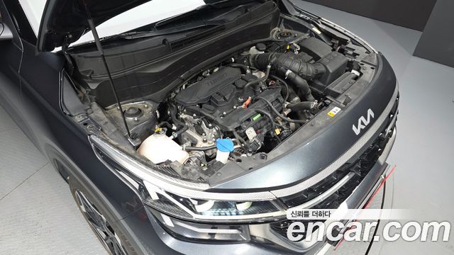 Kia Seltos 2023 — photo 6