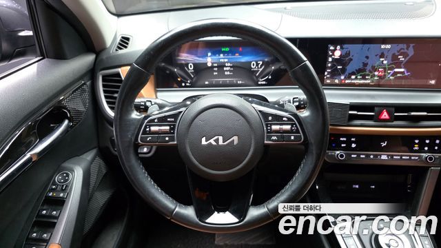 Kia Seltos 2023 — photo 13