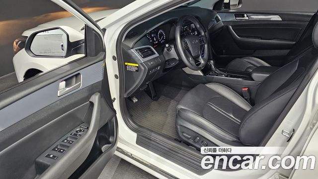 Hyundai Sonata 2016 — photo 10