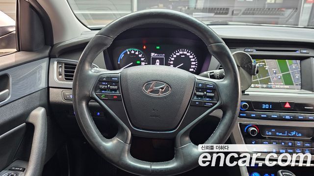 Hyundai Sonata 2016 — photo 13