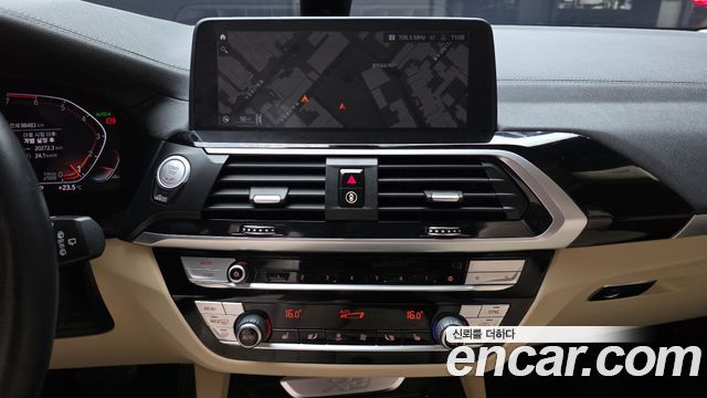 BMW X3 2020 — photo 20