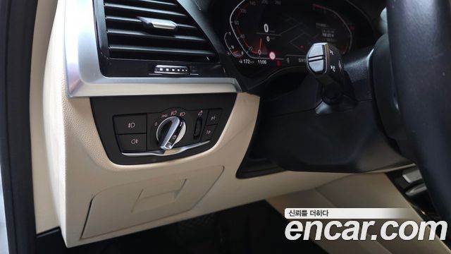 BMW X3 2020 — photo 32