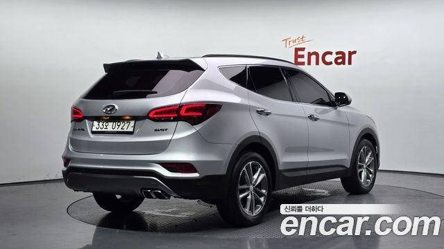 Hyundai Santafe 2016 — photo 2