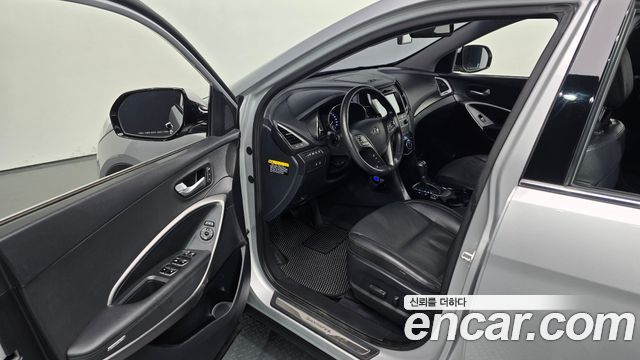 Hyundai Santafe 2016 — photo 11