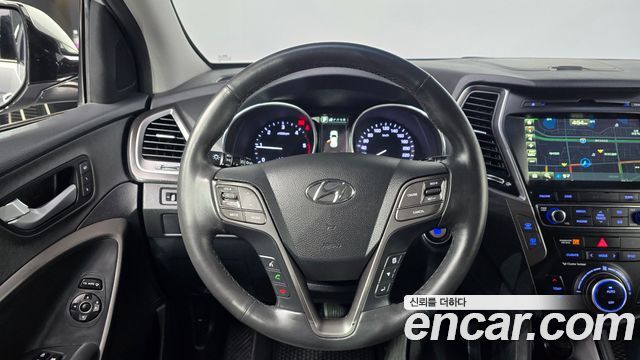 Hyundai Santafe 2016 — photo 13