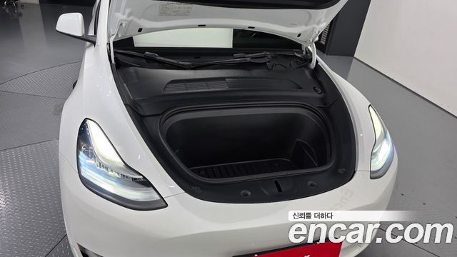 Tesla Model Y 2021 — photo 6