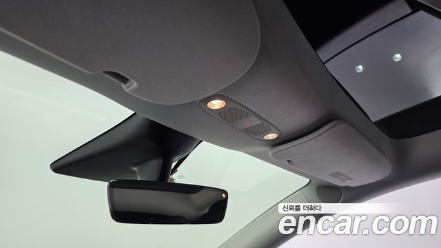 Tesla Model Y 2021 — photo 31