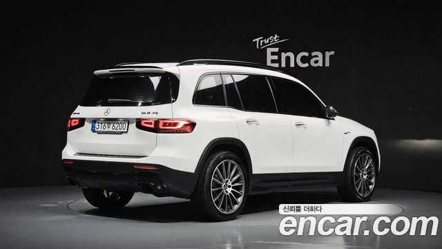 Mercedes-Benz GLB-Class 2020 — photo 2