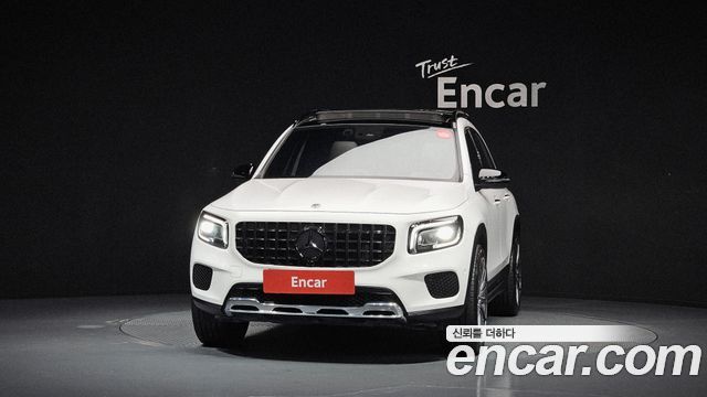 Mercedes-Benz GLB-Class 2020 — photo 3