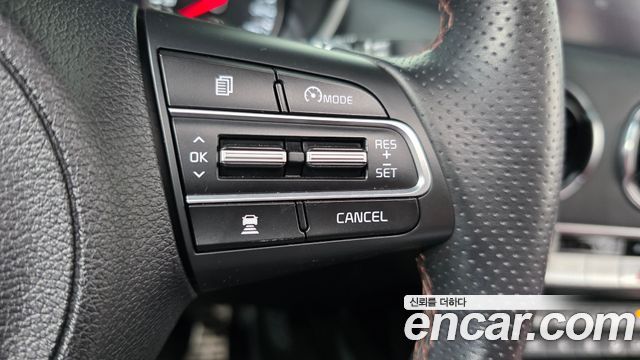 Kia Stinger 2019 — photo 25