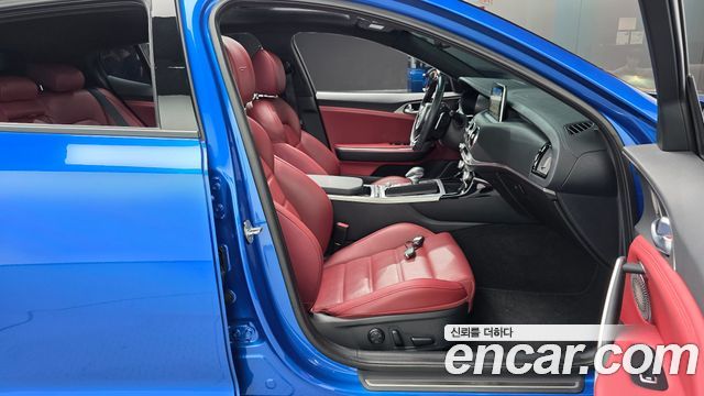 Kia Stinger 2019 — photo 16