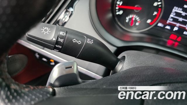 Kia Stinger 2019 — photo 28